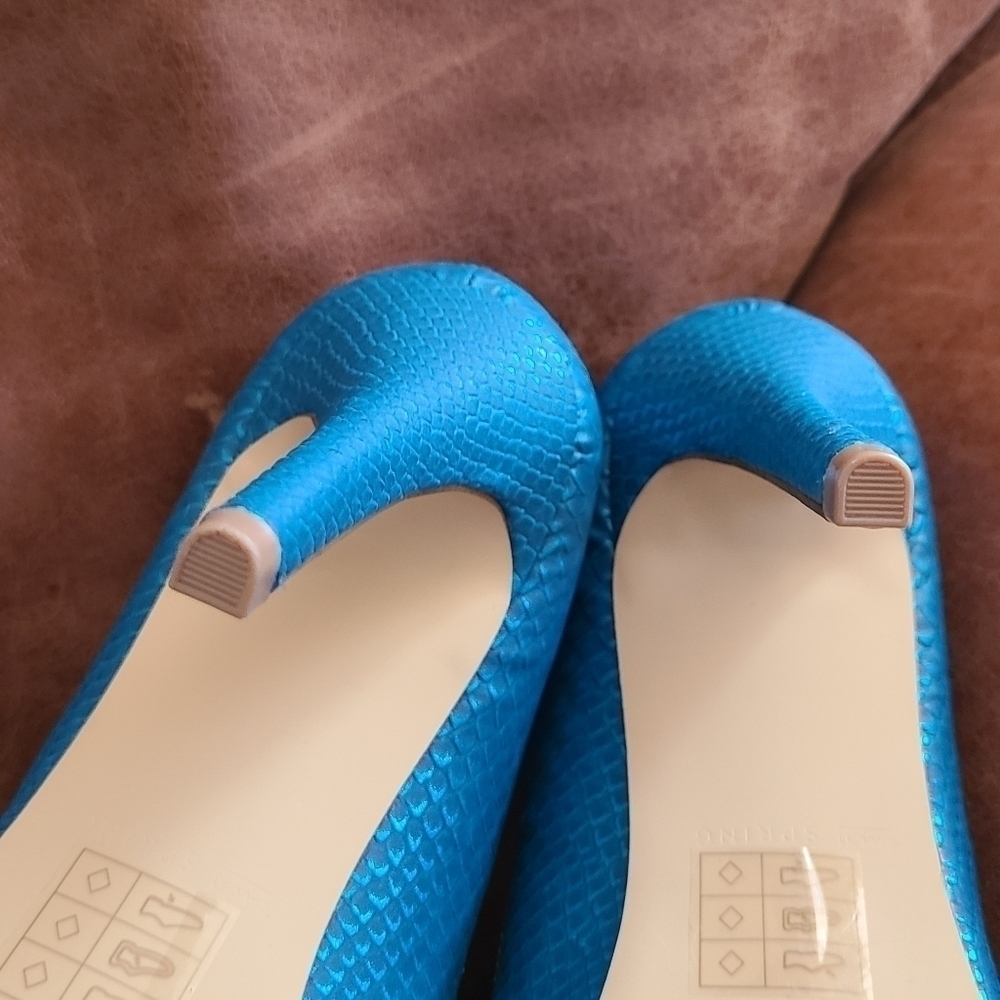 Call It Spring Mermaid Stiletto Heels with Blue Scale Mermaid Print, Size 9 - Picture 10 of 10